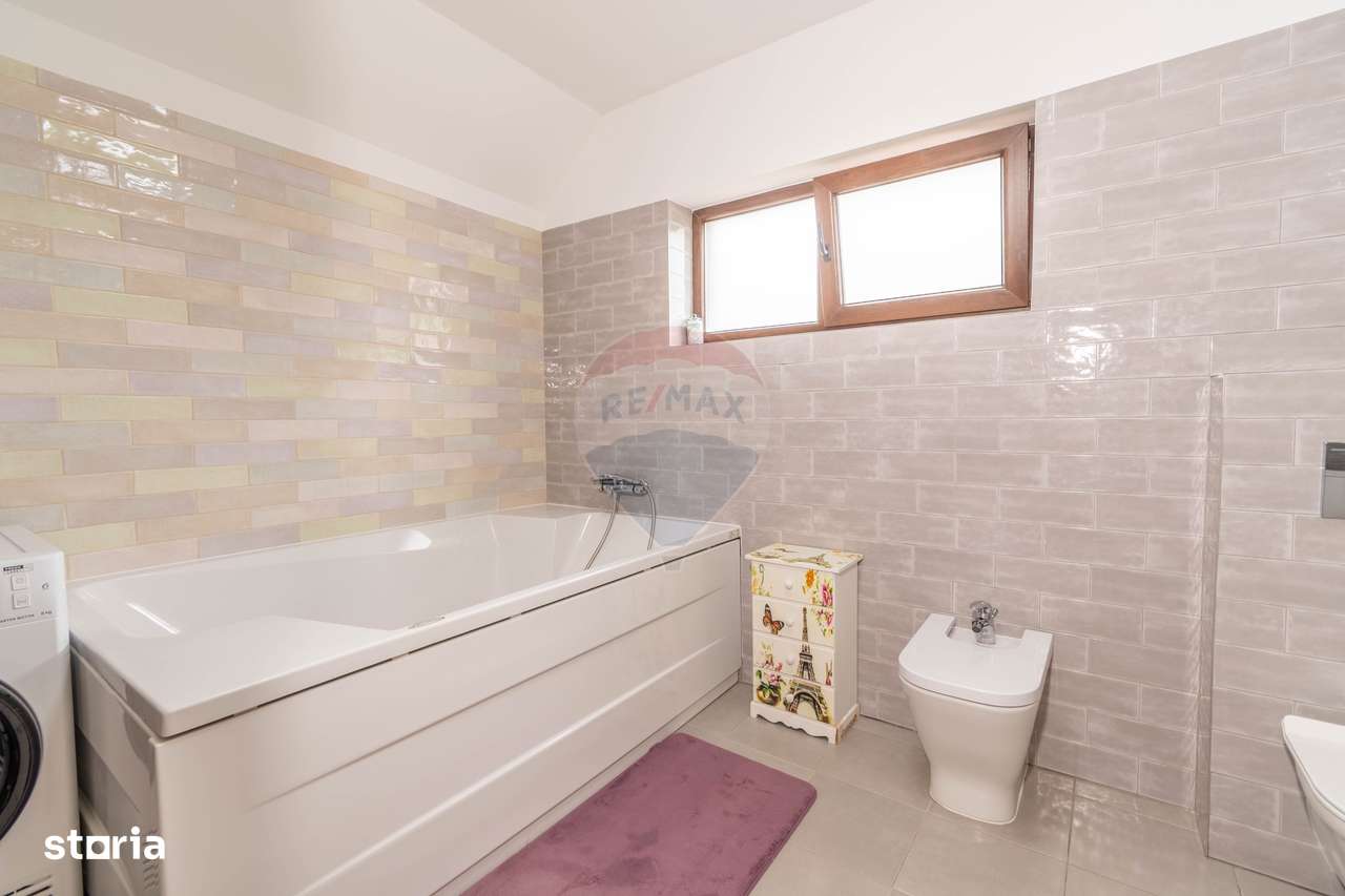 Casa de vanzare, Jucu de Sus teren 811mp, 4 Camere, 2 Bai, Priveliște-13