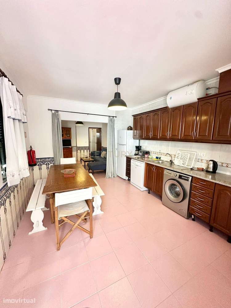 Moradia T3 junto ao porto de barcos de Escaroupim-11