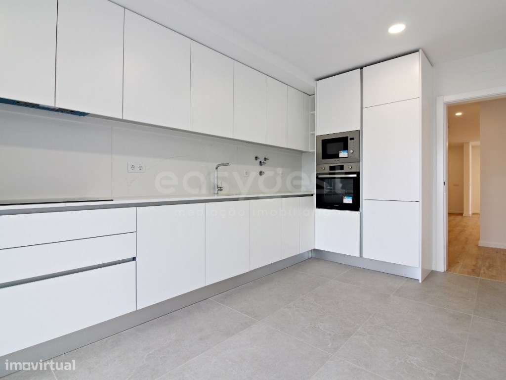 Moradia T4 à venda em Cruz de Pau - Grande imagem: 4/50