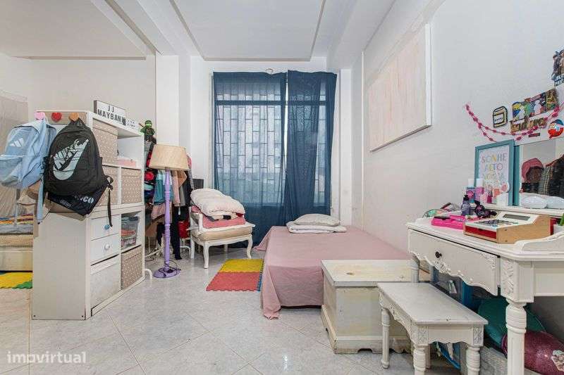 LOJA COMERCIAL COM ALTERAÇÃO DE USO PARA HABITAÇÃO - Grande imagem: 4/9