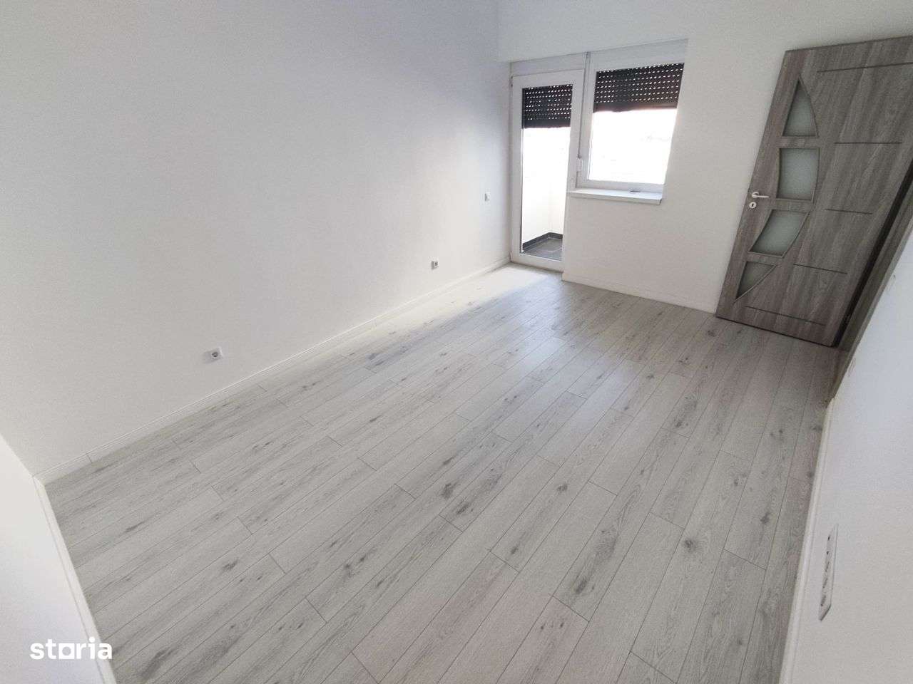 Bloc Lift, 2 cam, LA CHEIE ,incalz pardoseala, etaj 2, geam baie-8