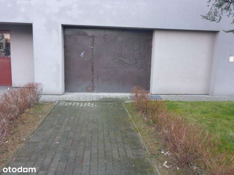 Lokal użytkowy przy ul. Dąbrówki 11C, IDEALNY NA MAGAZYN !!!-6