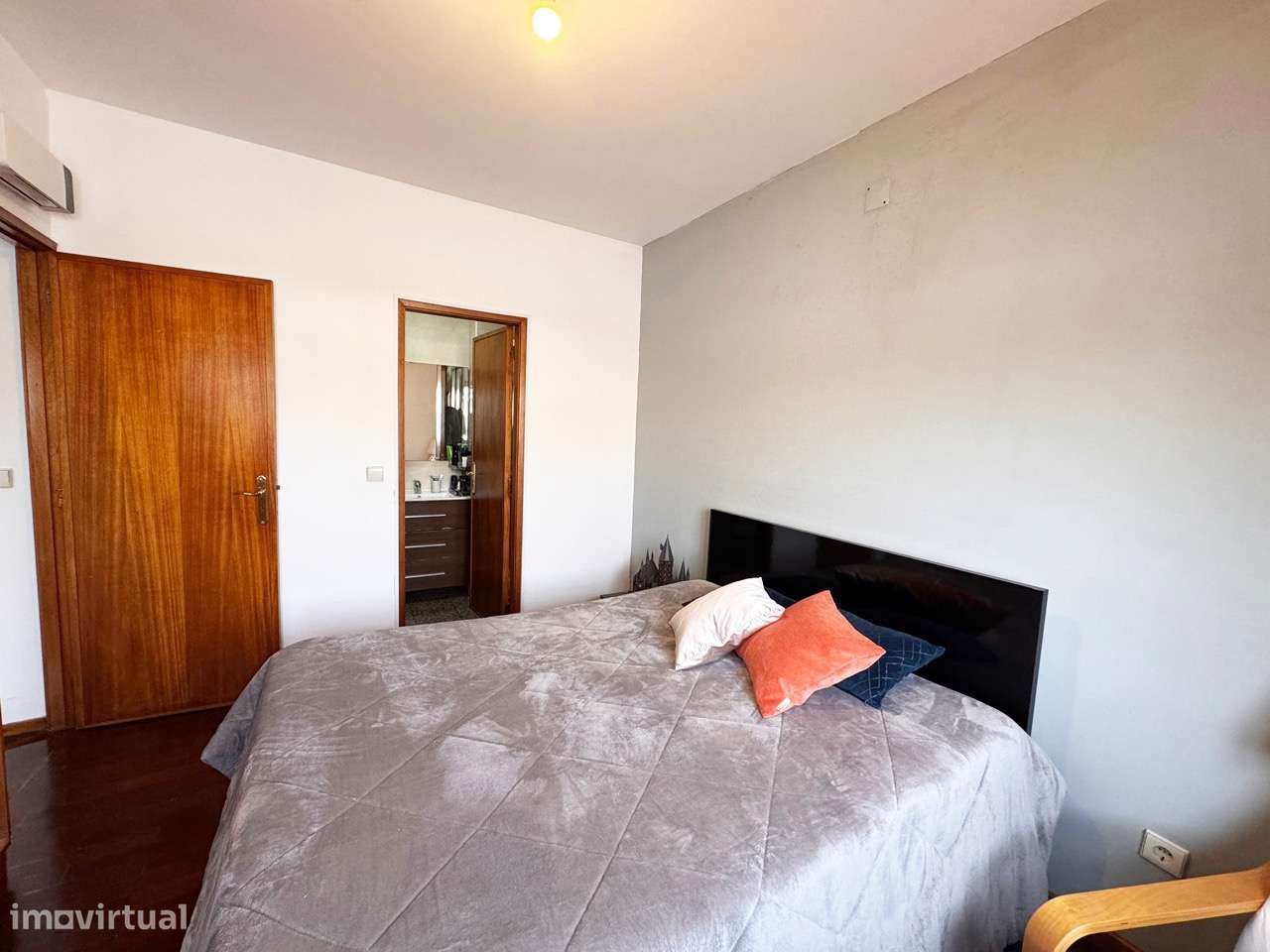 Moradia T4 com jardim e garagem em Vila do Conde-15