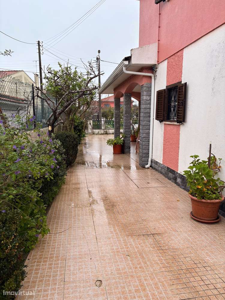 Moradia Tires T5 com garagem jardim piscina 830.000€ , 875 m2 terreno-12