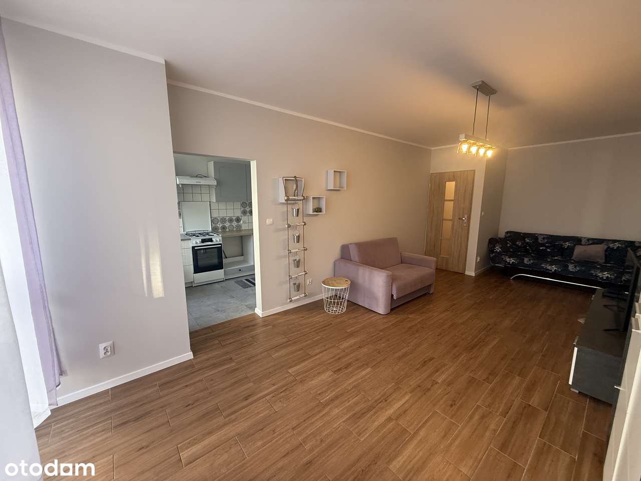 Stare Miasto idealna lokalizacja kawalerka 44 m2 , 2 tys ! - Pełny obrazek: 4/18