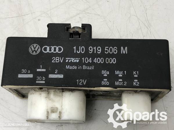 Rele das ventoinhas Usado VW POLO (9N_) 1.4 TDI | 10.01 - 06.05 REF. 1J0 919 506... - 3