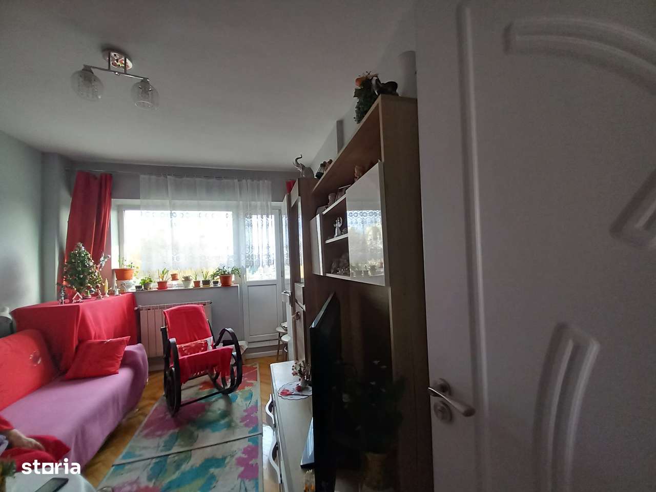 Bd. Unirii - zona Maramuresul, apartament 4 camere!!-4