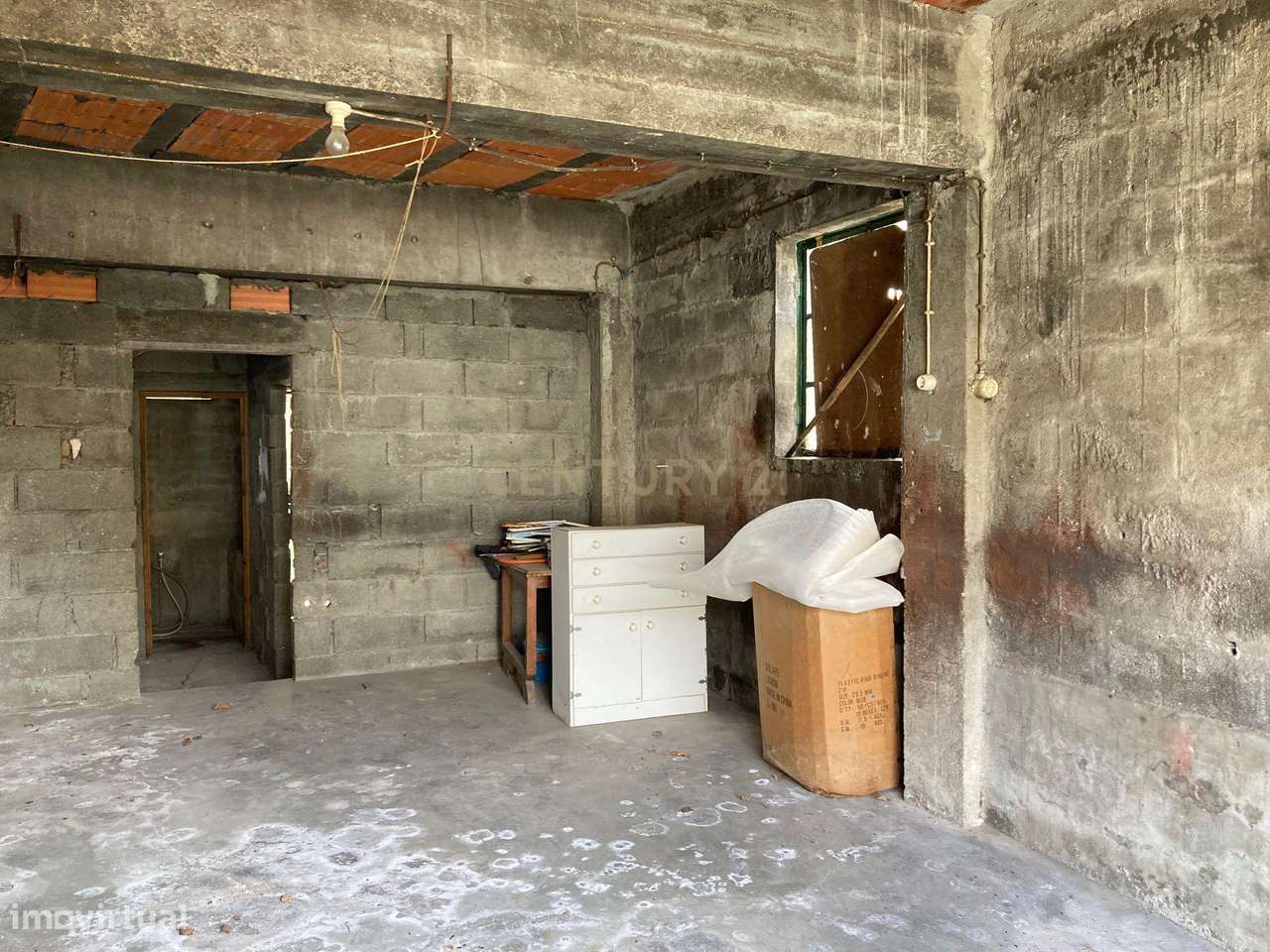 Moradia Isolada T2 em Pinzio - Pinhel - (Guarda) com garagem fechada-19