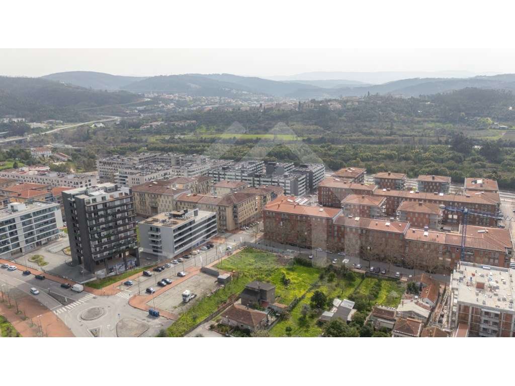 Apartamento T4 | Quinta da Portela | Novo | Com varandas-7