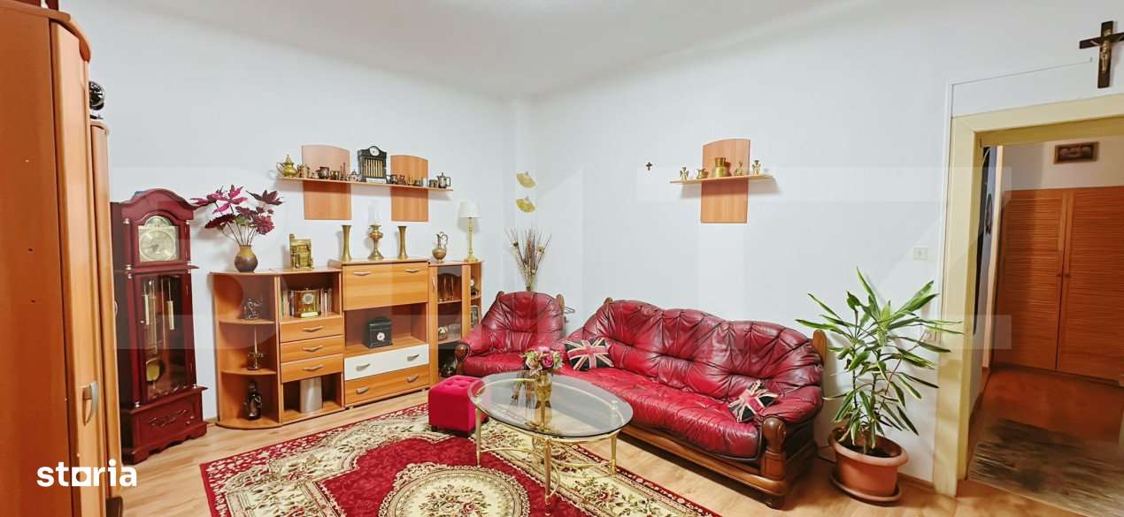 Casa in Moreni (exterior Vest)  si 2000 mp de teren - Imagine principală: 3/19