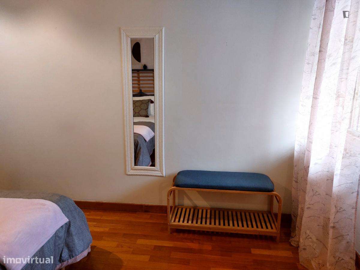 Quarto - localizado em Arroios Lisbon - Grande imagem: 5/13