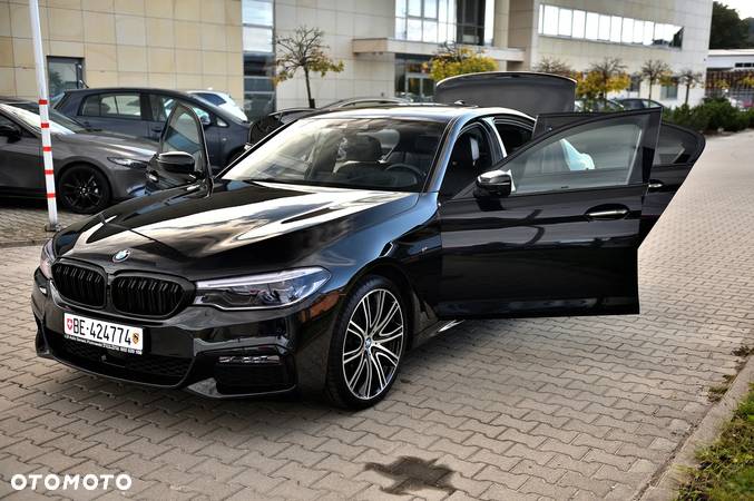 BMW Seria 5 540d xDrive M Sport sport - 32