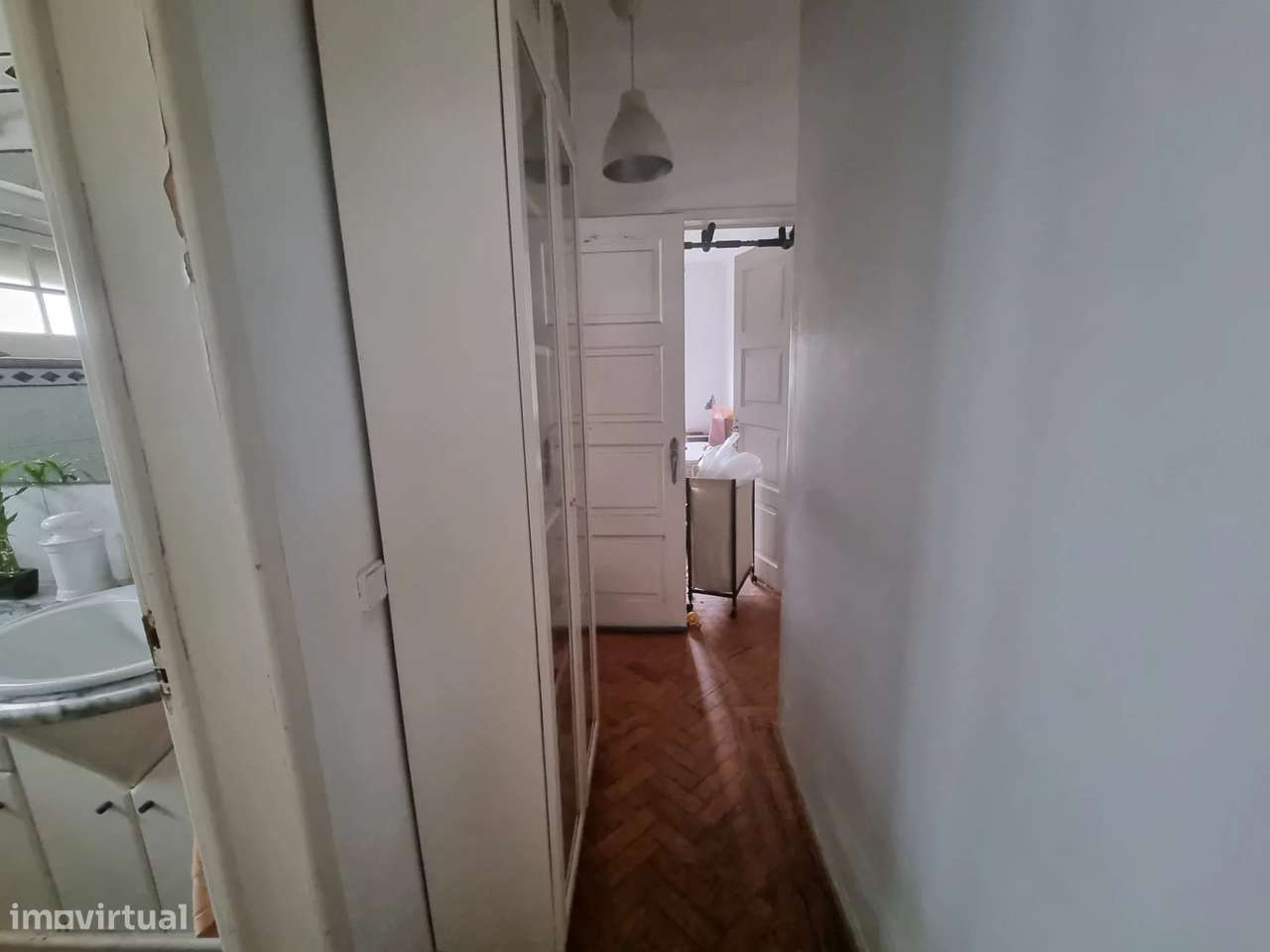 Prédio com 3 apartamentos T2, com Terraço e Jardim na Costa da Caparic-33