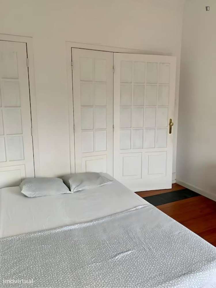 Quarto - localizado em Alameda Lisbon - Grande imagem: 4/15