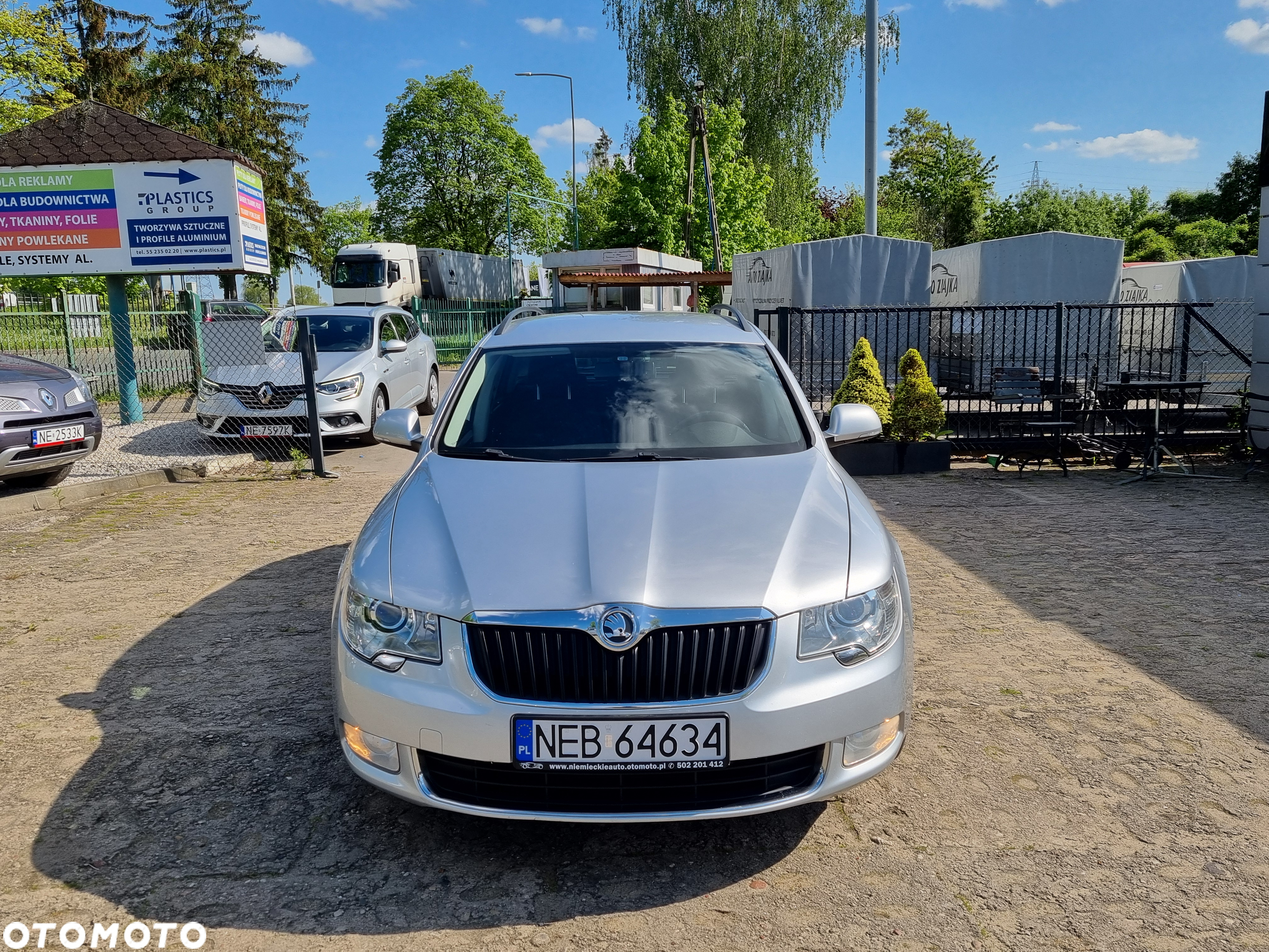 Skoda Superb Combi 2.0 TDI Exclusive - 2