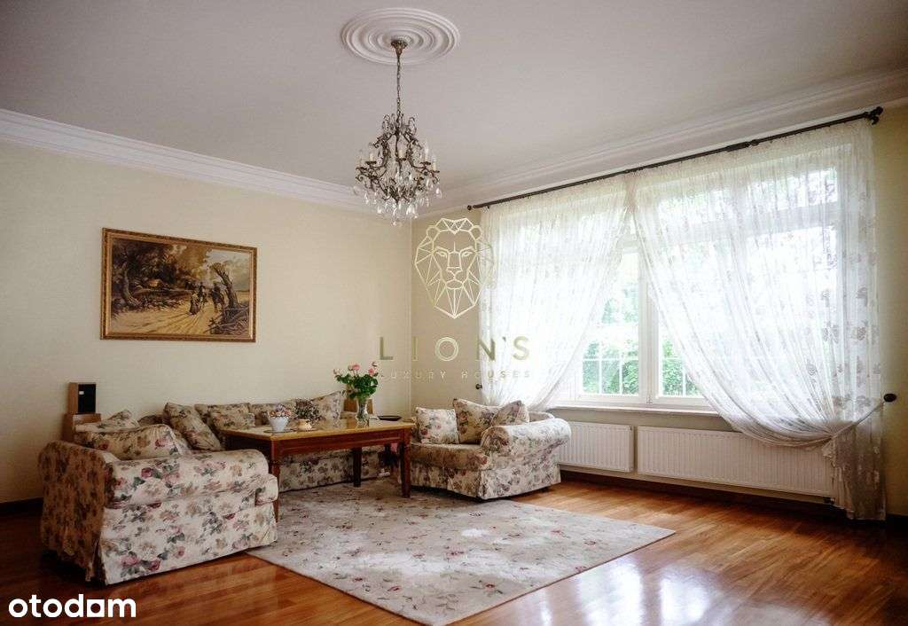 Willa na działce 3500m2. z pięknym ogrodem!-7