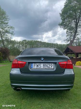 BMW Seria 3 316d - 4