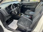 Mitsubishi Outlander 2.0 4WD Plug-In Hybrid - 6