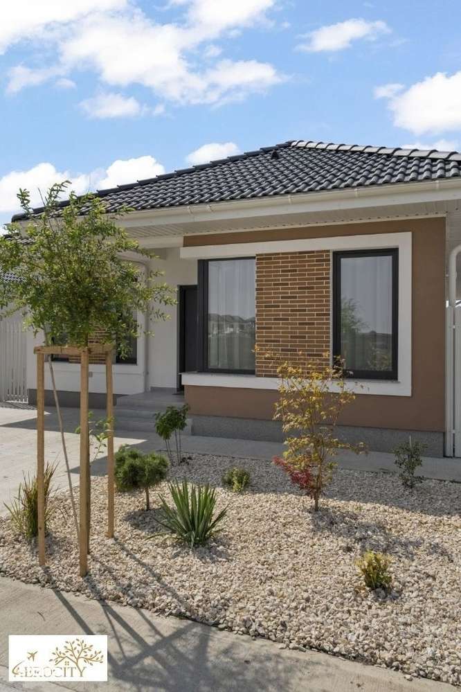 Casa parter cu pod pentru depozitare.Complex rezidential cu gradinita - Imagine principală: 5/13