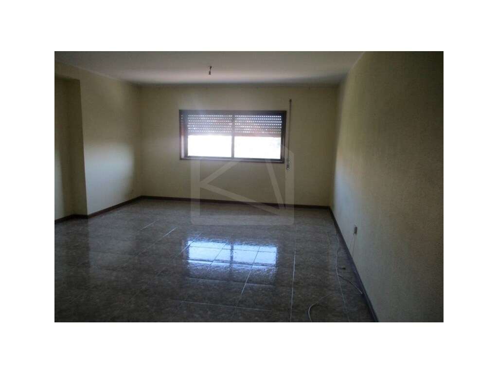 Apartamento T2 em Vilar do Paraíso - Grande imagem: 5/7