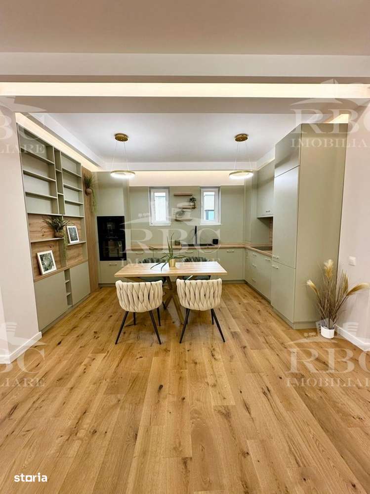 Apartament tip penthouse cu 3 camere in Floresti - Imagine principală: 3/12