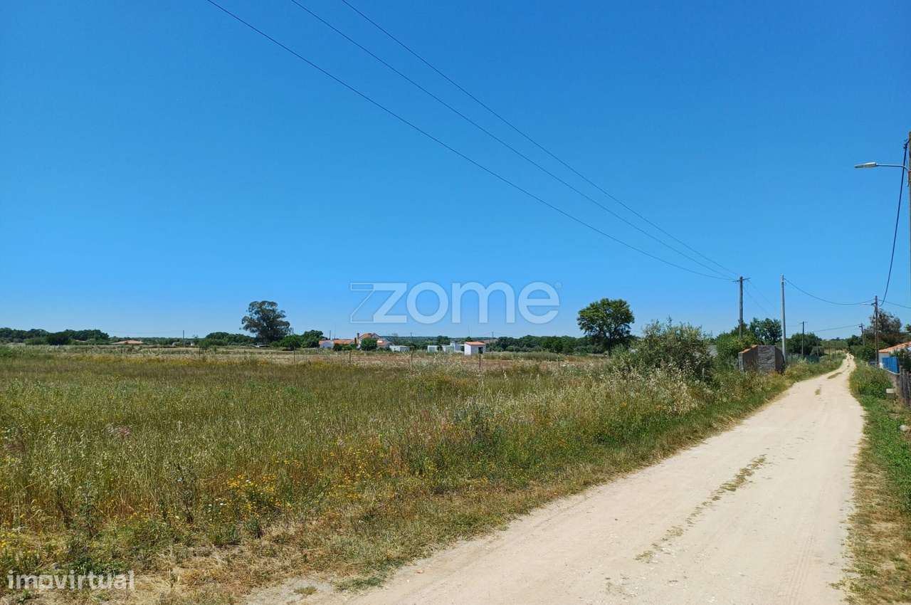 Terreno com 10.070 m2 em Évora (Courelas da Toura) - Grande imagem: 2/18