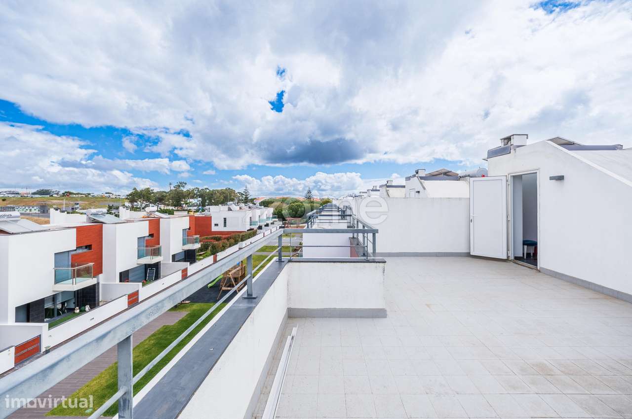 Moradia T3+1 em Condomínio Privado | Oeiras-57