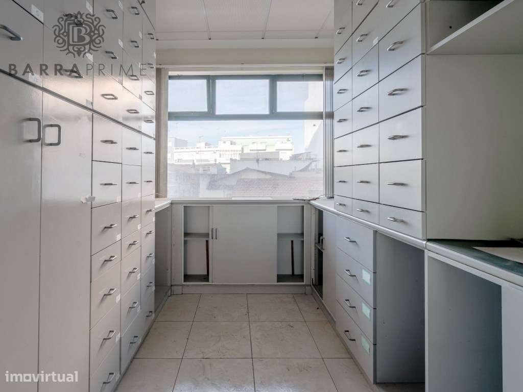 Loja ou Escritório com Excelente Localização em Faro - Grande imagem: 5/17
