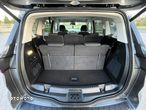 Ford S-Max - 32