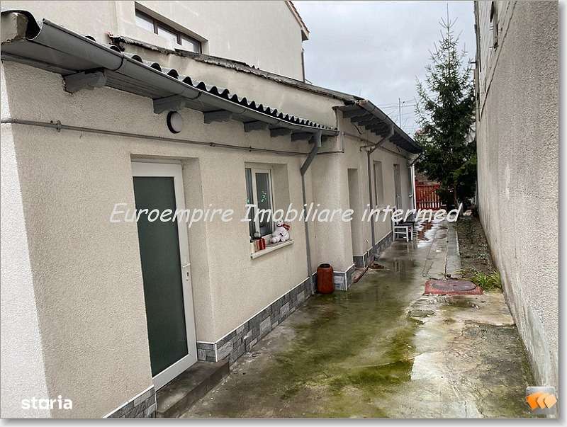 Casa 4 camere de vanzare zona Coiciu-2