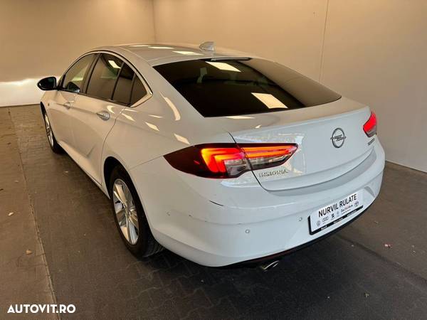 Opel Insignia - 31