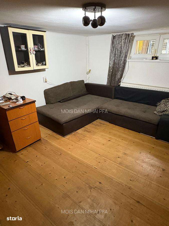 Vand casa zona Moara de Scoarta-5