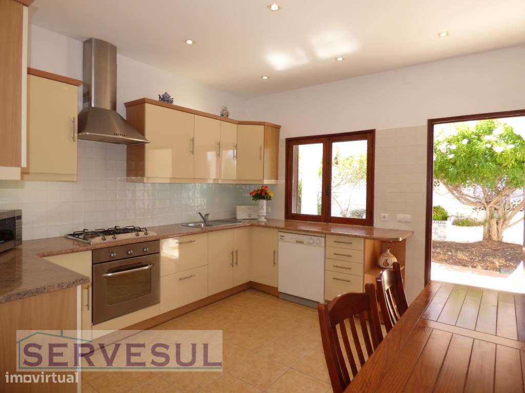 Charmosa moradia situada a apenas 1 km da vila de Paderne e a 20 mi...-25