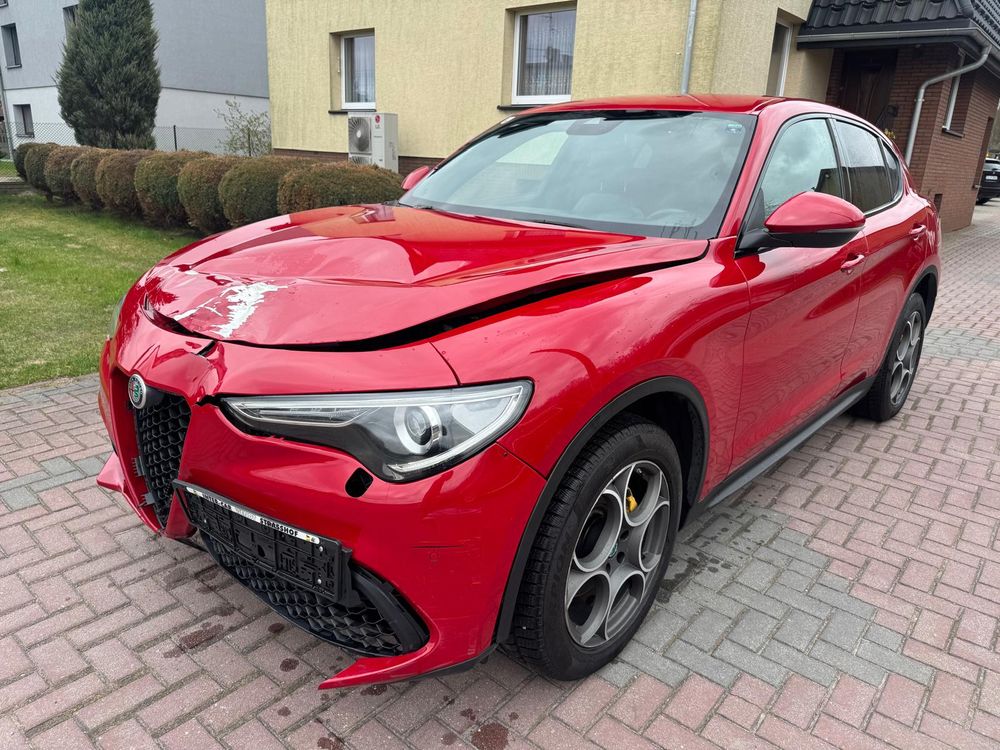 Alfa Romeo Stelvio 2.0 Turbo 16V AT8-Q4 Estrema 2019