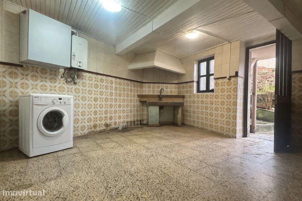 Moradia T4 em Vila Nova de Monsarros - Grande imagem: 4/20