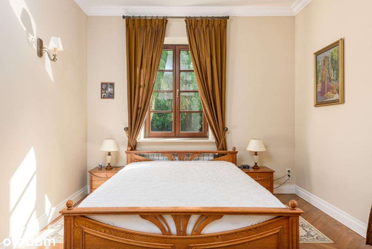 Rezydencja z pięknym ogrodem !!!-15