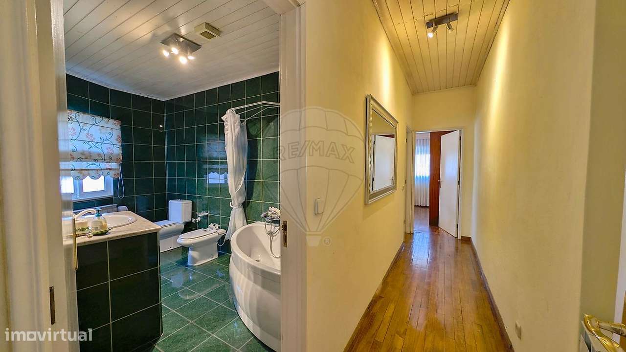 Moradia T4 para venda-32