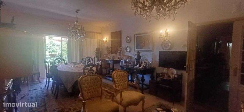 Vende-se T2 convertível em t3 -- Zona Privilegiada de Cascais - Grande imagem: 4/5