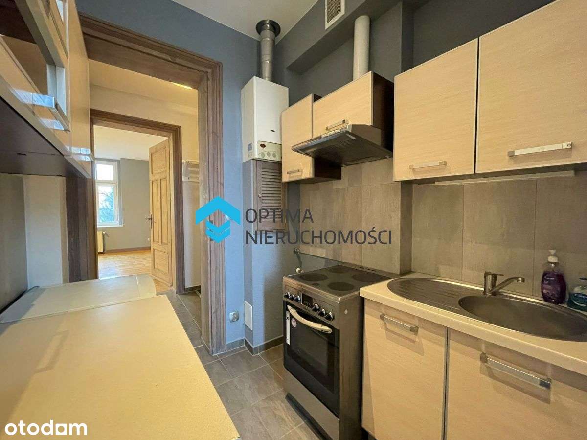 Przestronne mieszkanie w świetnej lokalizacji - Pełny obrazek: 4/9