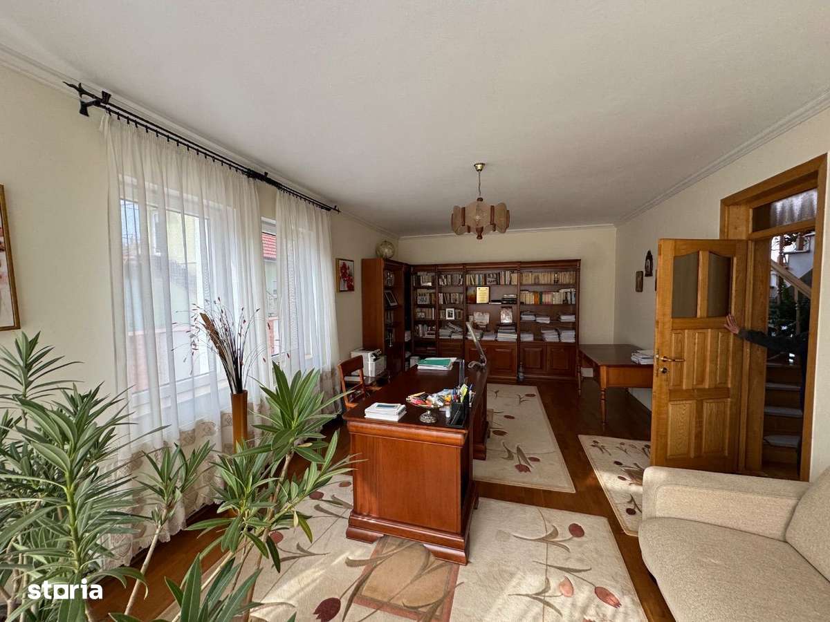 Casa P+2 zona CENTRALĂ-6