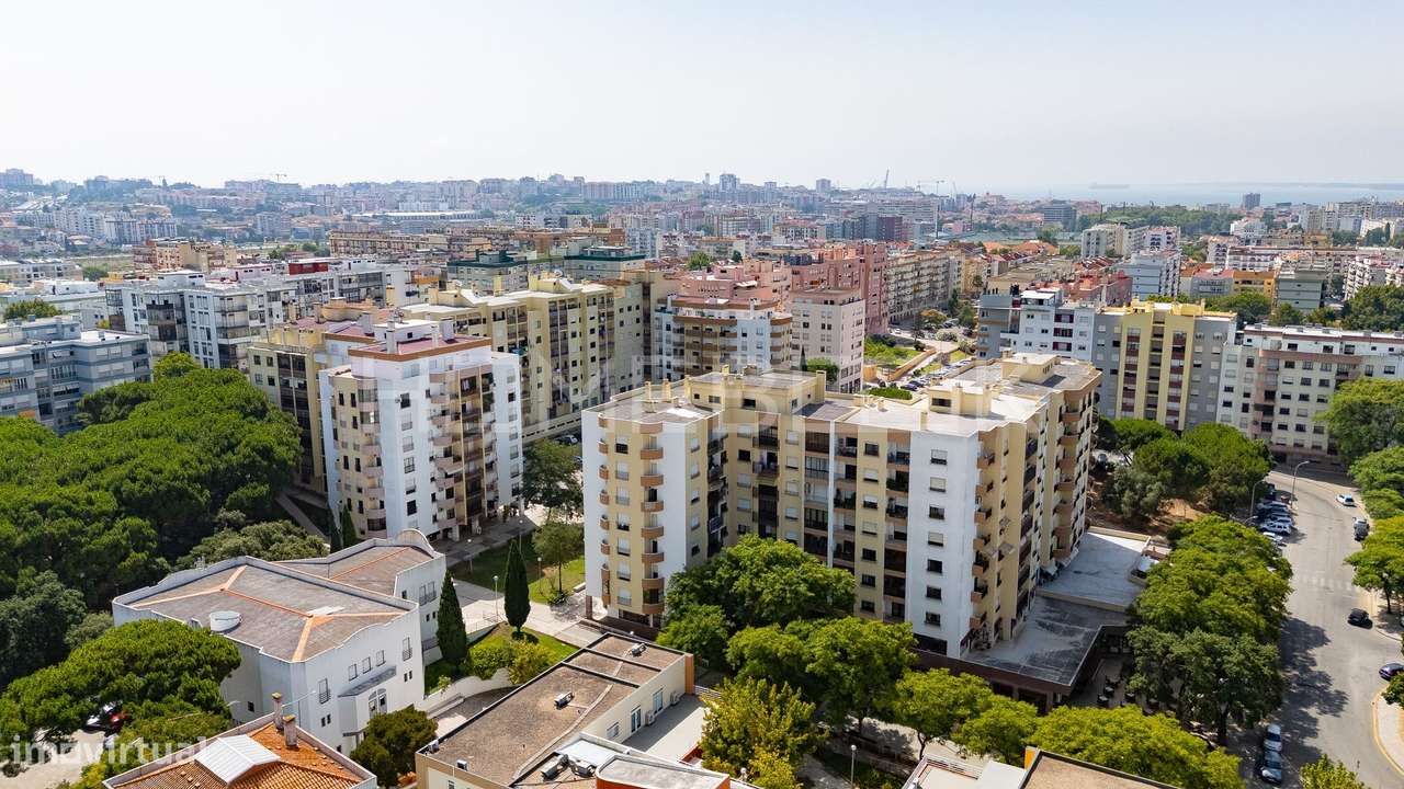 Apartamento T2 Setúbal-21