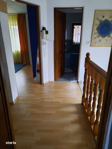 Vindem casa in Navodari-2