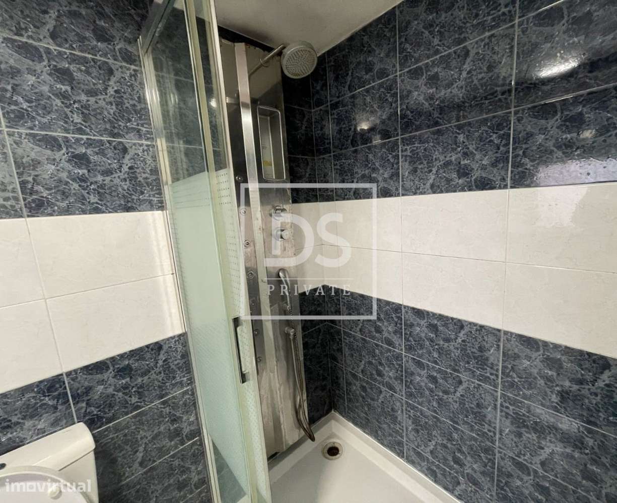 Moradia T2 com Jardim e Terraço: O Refúgio Perfeito em Ramalde (Com Re-8