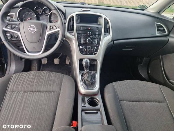 Opel Astra IV 1.6 Enjoy - 11