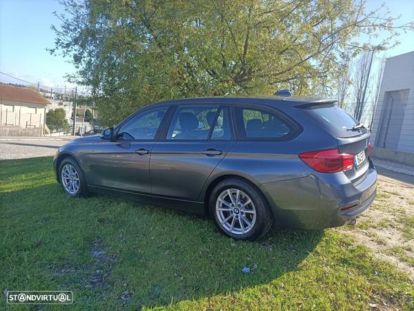 BMW 318 d Touring Line Luxury Purity - 28