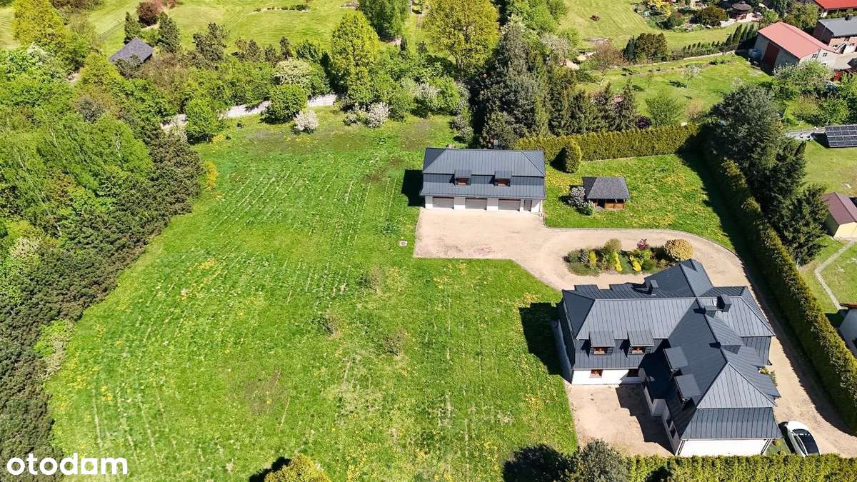 Wyjątkowa posiadłość - dom 319m2, działka 0,75 ha-1