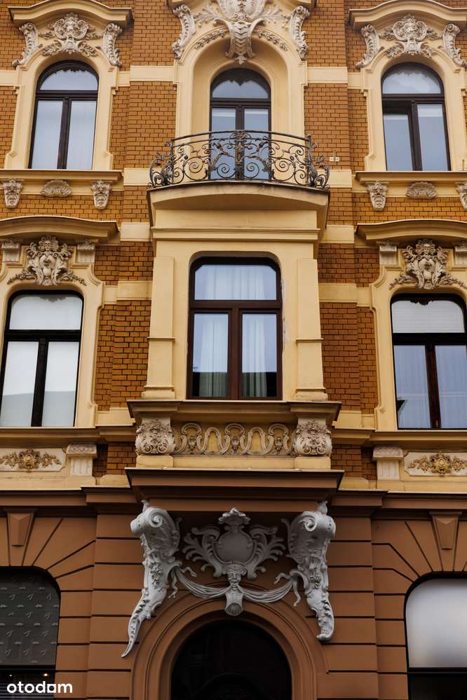 Kamieniczna klasa premium - lokale komercyjne/mieszkalne-3