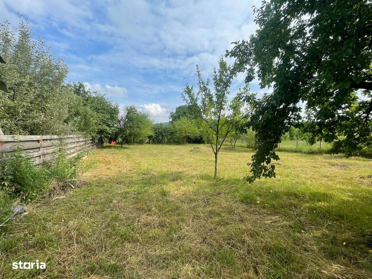 Teren intravilan Bârnova 556mp - Imagine principală: 5/7