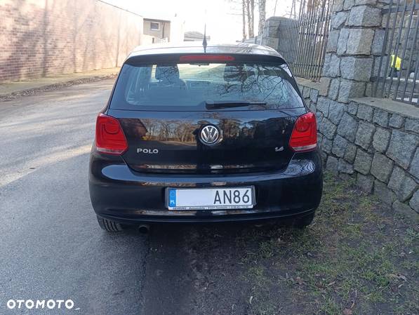 Volkswagen Polo 1.4 16V Comfortline - 15