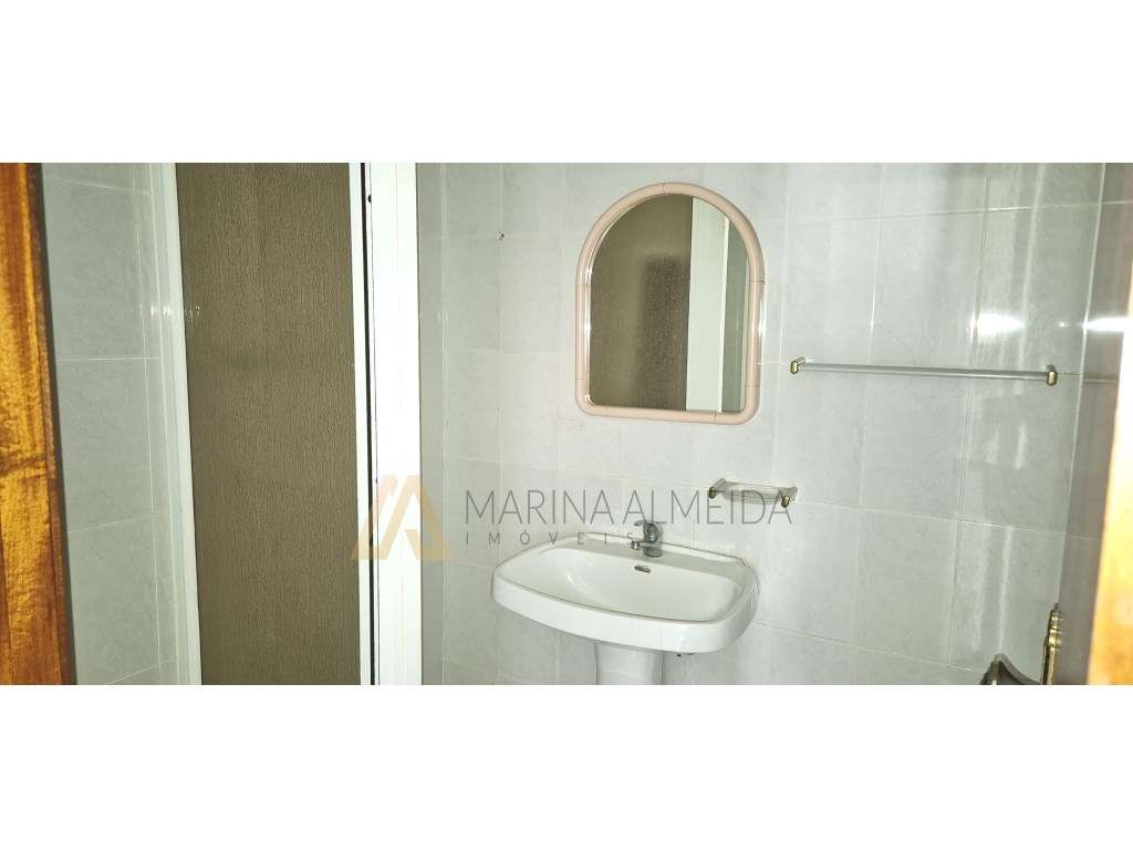 Apartamento t3 com 105m2, com zona de lavandaria, 2 varandas, e arr...-15